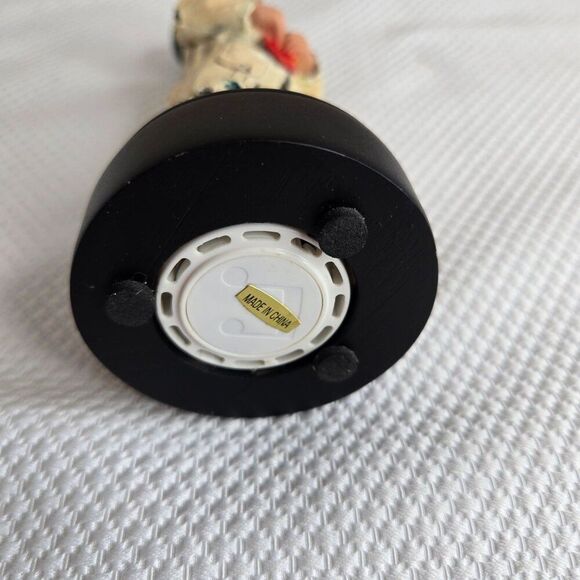 Vintage Ron Lee Clown Sculpture figurine Musical 7" It's A Small World - Picture 6 of 7